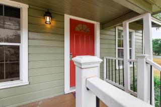 Quaint 3 Bedroom House with Huge Yard - Austin - 9