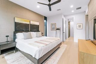 Luxe Home Minutes from UT & Downtown - Austin - 7