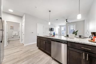 Bold 2129 I Modern Apartment With Free Parking - Saint Peters - 8