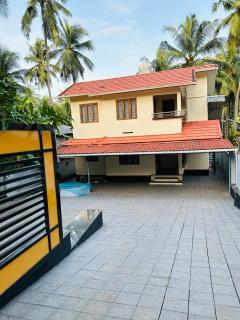 Saaketh Holiday Home(2) - 9