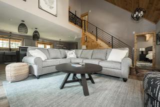 Ferndale: New, Lake Access w. Dock Slip, Hot Tub, Dogs OK - 3