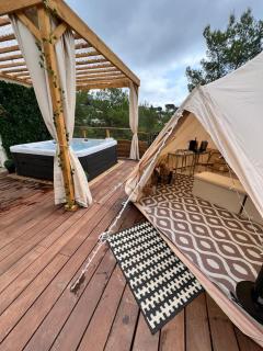 LOVE ROOM Tente chauffée Lodge spa MFG chez C&C, exclusivement réservée aux ADULTES - Cantaron - 8