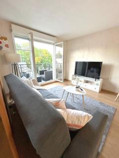 Charme & Confort T2 Lumineux entre Paris and Disney - 0