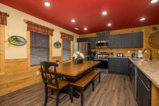 Brandon`s Mountain Retreat by Eden Crest - Gatlinburg - 5