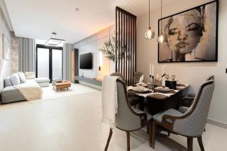 luxury apartment with private entrance self check-in - 6