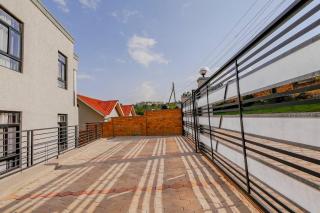 Cozy and Modern 2 Bedroom Apartment in Nyarutarama - Kigali - 3