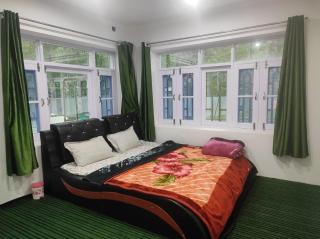 New Delight Hotel - Kanzalwan - 4