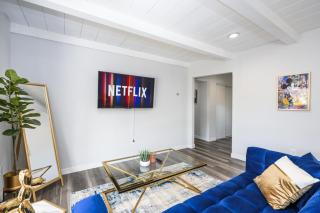 Luxury 4 Bedroom House Mins to Disney! Game Room - 6