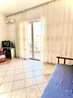 Lungomare Beachfront Apartments - Durazzo - 1