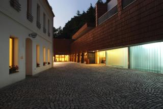 Restaurace a Pension Hřebíkárna - Chomutov - 1