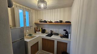 Petroma Cave Suites - Vourvoulos - 6