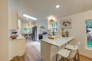 Access to Lake Cushman Forested Hoodsport Home! - Hoodsport - 9