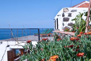 El Faro - Waterfront Cottage - 6
