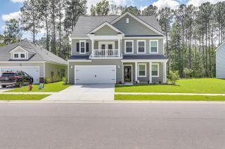 Patio and Backyard Spacious Home in Moncks Corner - Moncks Corner - 8