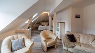 MD-6 Buckau Karl-Schmidt-Strasse 22 Appartement Top Ausstattung - Smart TV - 2Schlafzimmer -5 Min zum Zentrum - 7