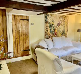 Tythe Barn Cottage - 4