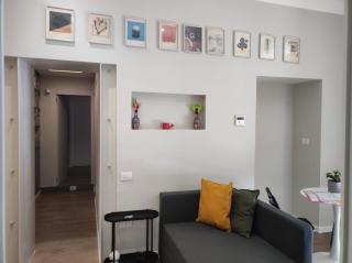 Lory's room - 3