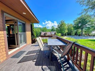O8 Renovated Forest Cottage Townhome with great Mt Washington views fast wifi Walk to skiing - Carroll - 8