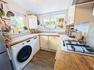 The Haven by AltoLuxoExperience Short Lets & Serviced Accommodation With Free Parking - Bristol - 1