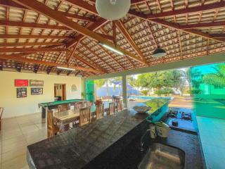 Refúgio 4 Suítes c/ Piscina, Sinuca e Área Gourmet - 2