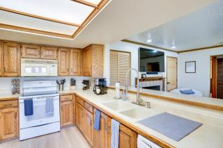 Hike and Explore Brian Head Condo with Pool Access! - Brian Head - 7