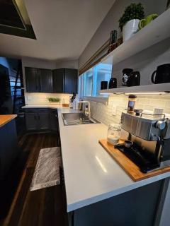 Peaceful Living in Every Room - Tempe - 3