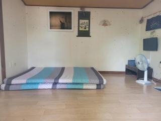 Floral Breeze Guesthouse - Jeonju - 3