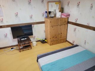 Golmokgil Guesthouse - Jeonju - 1
