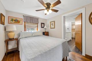 Blue Fox Cottage - Lakewood Harbor - 1