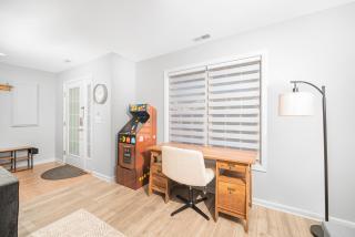 Cozy Coastal Condo - 4