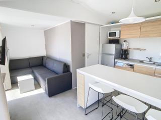 Mobil-home Confort 2 chambres, Piscine chauffée, 200 m de la plage, Parking et Wi-Fi inclus - FR-1-361A-77 - Jullouville-les-Pins - 7