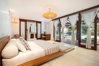 Lepa Villa, Oasis in Legian - 1