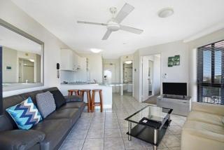 Nautilus Private Rooftop Spa Unit - Mooloolaba - 2