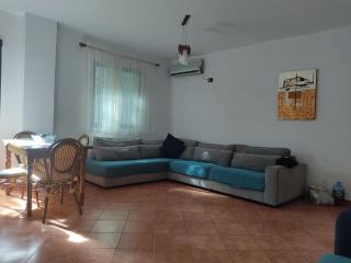 Sea side apartment - Golem - 4