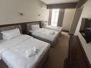 GRAND KARAVAN HOTEL - Taschkent - 1