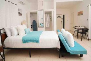 Villa Serenity by the Water - Providenciales - 4