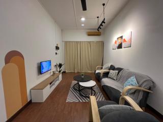 Cozy 10Pax 3BR Near TCempedak Beach, Netflix - Kuantan - 7