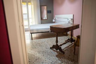 La casa di Giulia, trilocale con balcone e giardino - 6