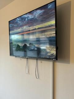 Kettering Service Accomodation 2BRH FreeParking Wifi Smart TV Tea & coffee - 4