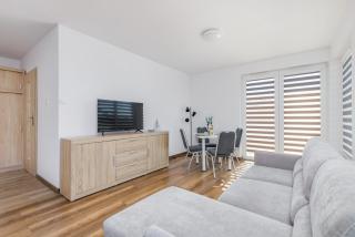 Coast Breeze Stylish Apartment by Noclegi Renters - Colberga - 5