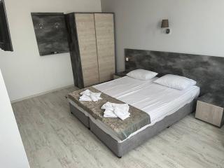 Studios and Apartments Pomorie - 3