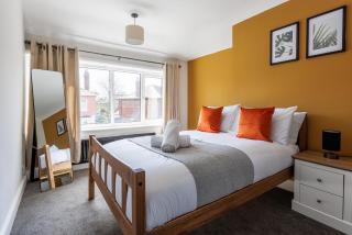 3 Br Spacious Home 10 Mins Walk From Hospital - Middlesbrough - 3