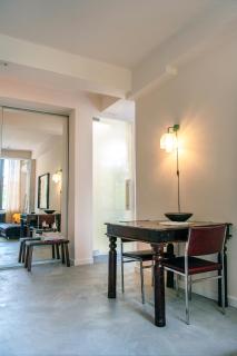 Dazzling Minimalist One Bedroom Apartment - 6