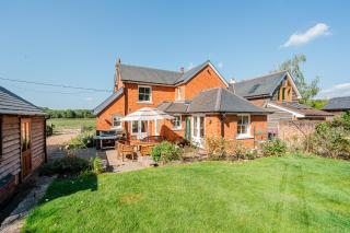 Beautiful Cottage in Brockenhurst with Forest View - 8