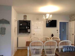 Goodwood FOS 5 Minutes Chichester Sleeps 8 - Lavant - 5