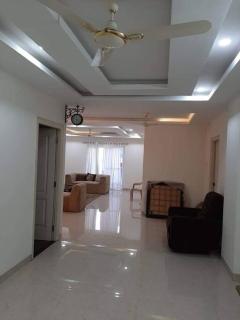 Royal Suite 1 bhk fully furnished at Banjara Hills Rd 12 - Haiderabad - 8