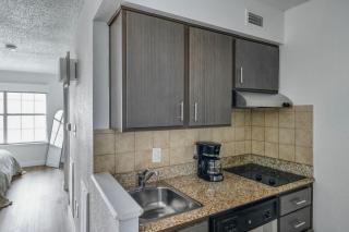 Blueground Gateway pool gym near movies ATX-245 - 6