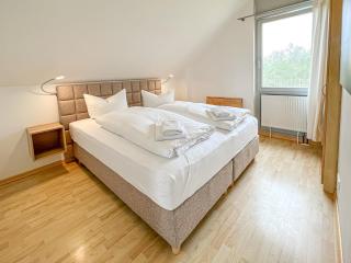 Gruppenunterkunft Wiesengeflüster S2 mit Wiesenblick, Sauna und Kamin - Röbel - 8
