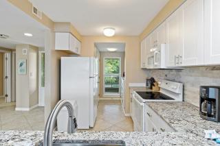 Captains Walk 415 - 6