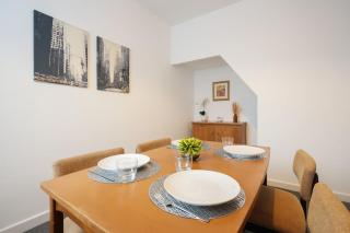Grimsby City Centre stay - Grimsby - 8